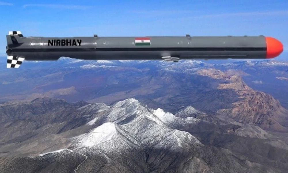 «Nirbhay»: Ο νέος υπερηχητικός πύραυλος από την Ινδία